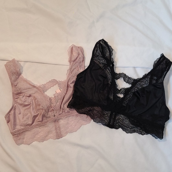 BUY 1 GET 1 FREE VICTORIA SECRET BRALETTE - Picture 11 of 12